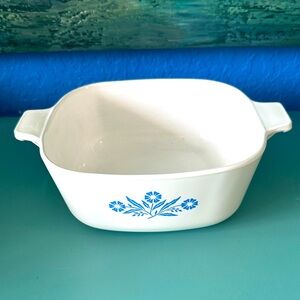 NO (9) 1 1/2 Quarts Corningware Cornflower Blue casserole dish
